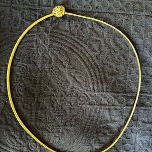 Vintage Anne Klein Womens M-L  Lion Head Belt Goldtone Slinky Metal Stretch